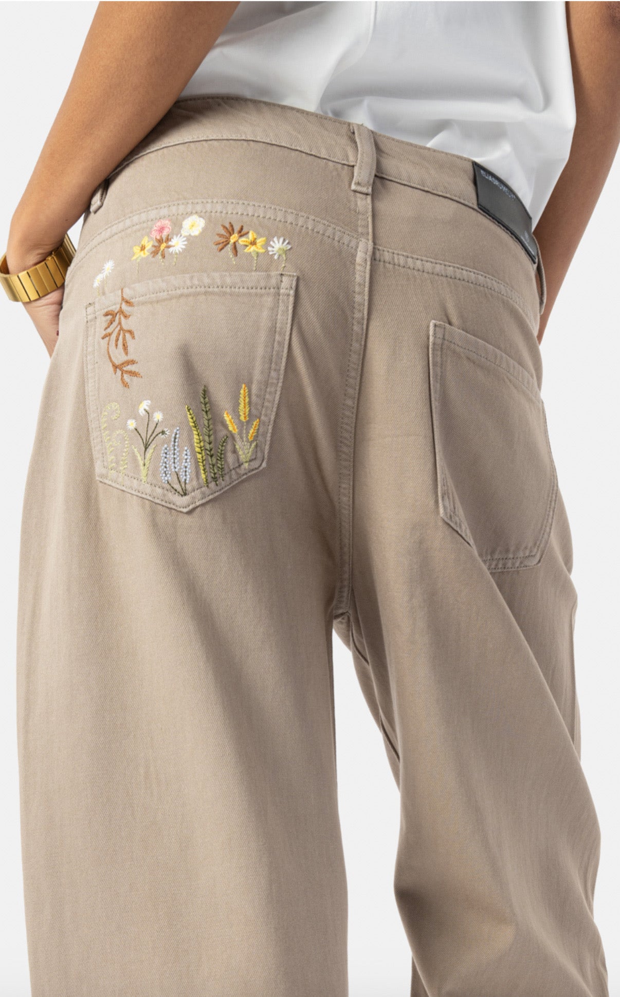 Barrel Jeans YOANA ELIAS RUMELIS