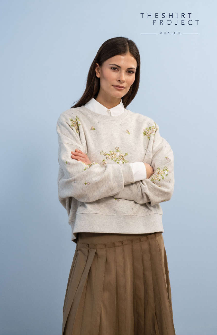 Sweatshirt handbestickt  TheShirtProjekt